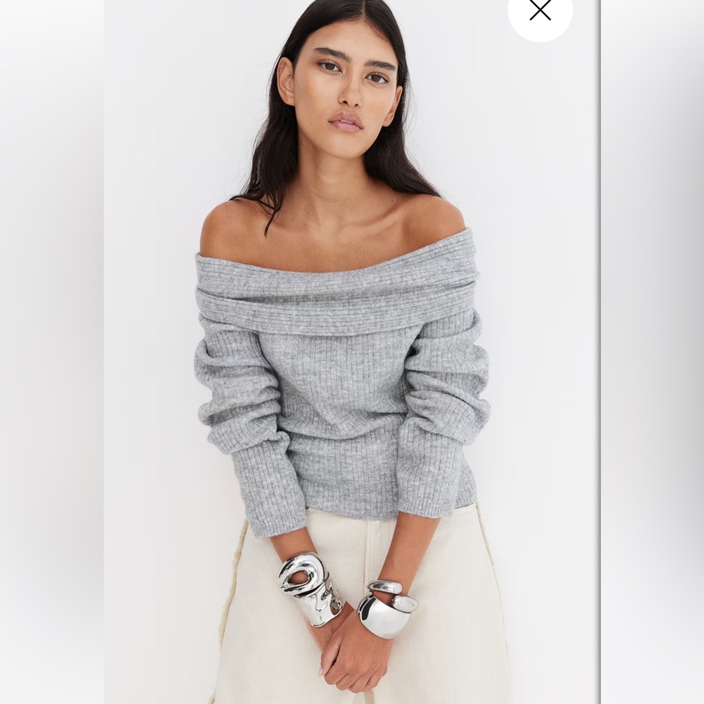 H&M Off The Shoulder Light Grey Knit Pullover Sweater Womens Size XL NEW